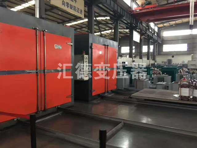 白山KS11型矿用变压器（油浸式）车间